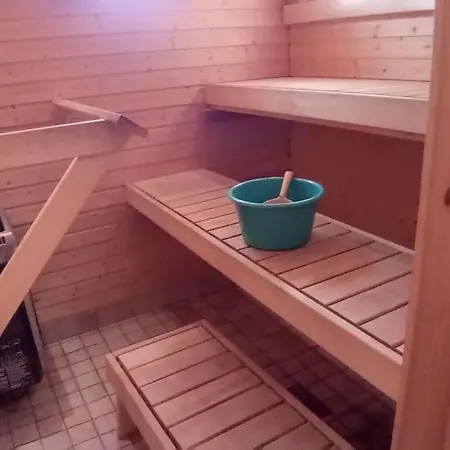 Kissankello, Nostalginen Rauhoittava Huoneisto Ruokola